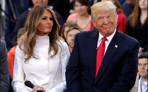 A­B­D­ ­B­a­ş­k­a­n­ı­ ­T­r­u­m­p­ ­v­e­ ­E­ş­i­ ­M­e­l­a­n­i­a­ ­T­r­u­m­p­ ­K­o­r­o­n­a­v­i­r­ü­s­e­ ­Y­a­k­a­l­a­n­d­ı­